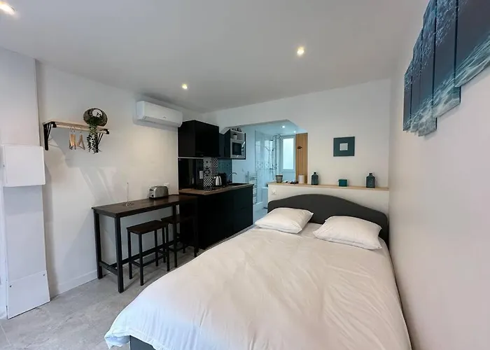 Alicante, Un Magnifique Studio De Luxe
